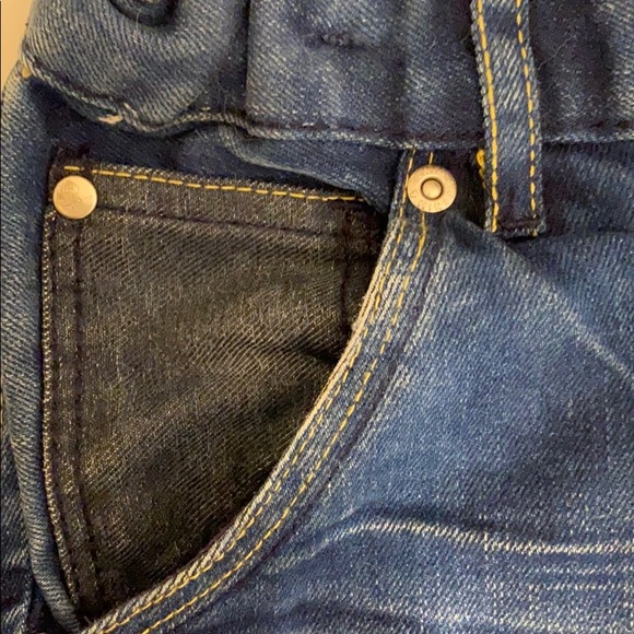 H&M Distressed blue jeans, size 5-6 YR - Picture 7 of 8